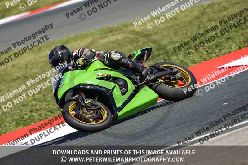 cadwell no limits trackday;cadwell park;cadwell park photographs;cadwell trackday photographs;enduro digital images;event digital images;eventdigitalimages;navarra;no limits trackdays;peter wileman photography;racing digital images;trackday digital images;trackday photos